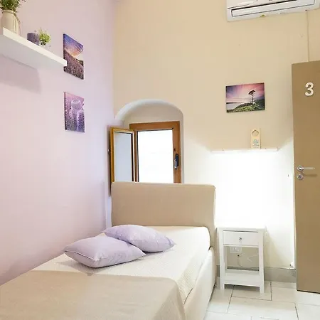 Dimora Dei Grifi 3*